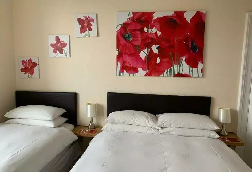 ペンション Bouvrie Guest House
