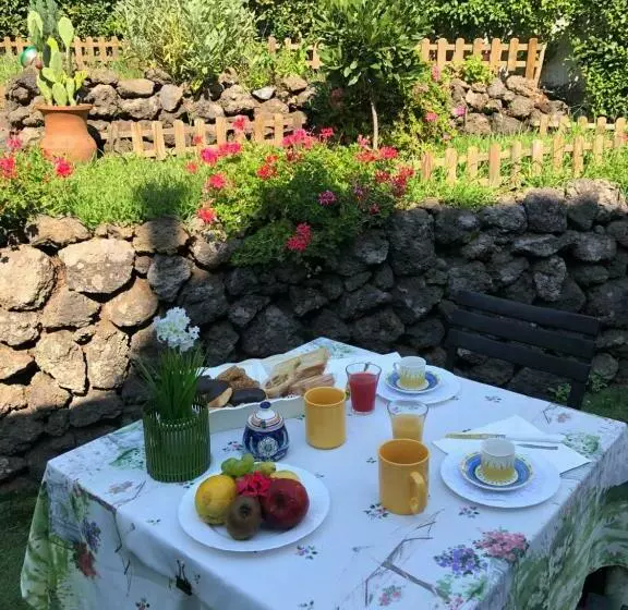 Majatalo Etna Vintage