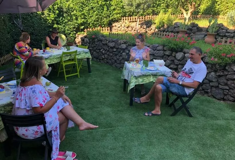 Majatalo Etna Vintage