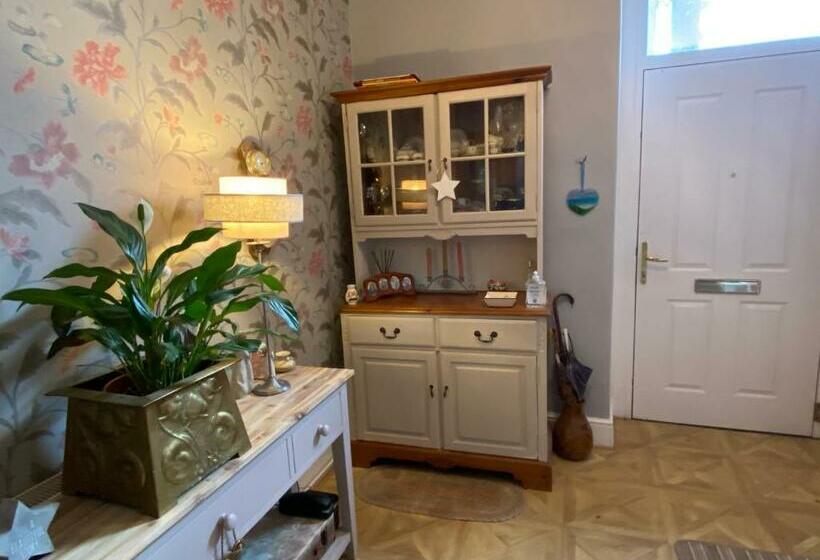 Bed & Breakfast Alpine Cottage