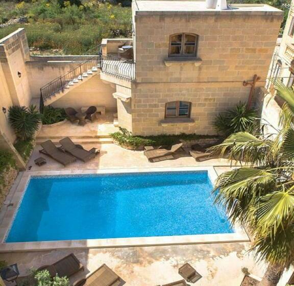 تختخواب و صبحانه Gozo Spirit