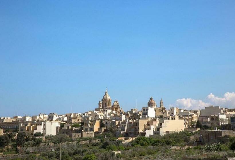 تختخواب و صبحانه Gozo Spirit