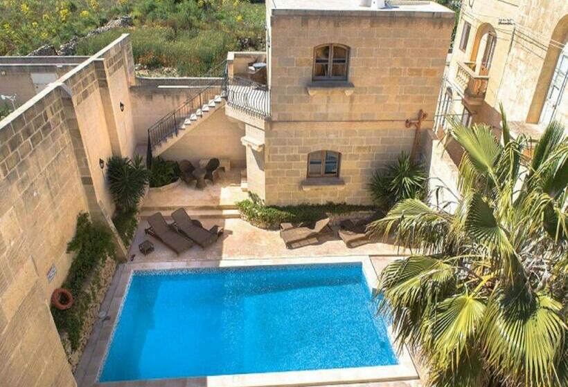 تختخواب و صبحانه Gozo Spirit