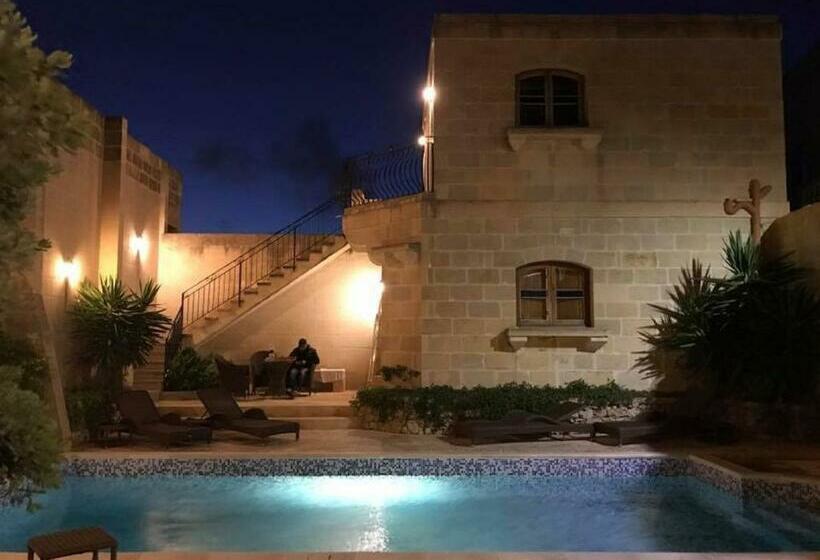 تختخواب و صبحانه Gozo Spirit