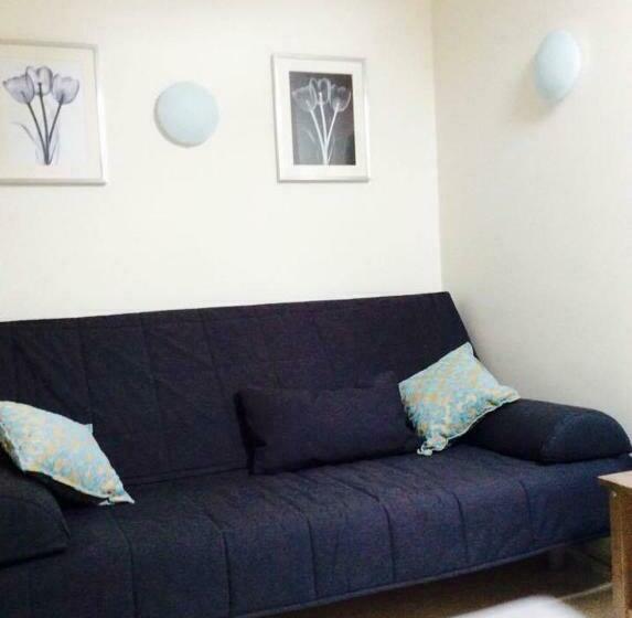 민박 Holland House