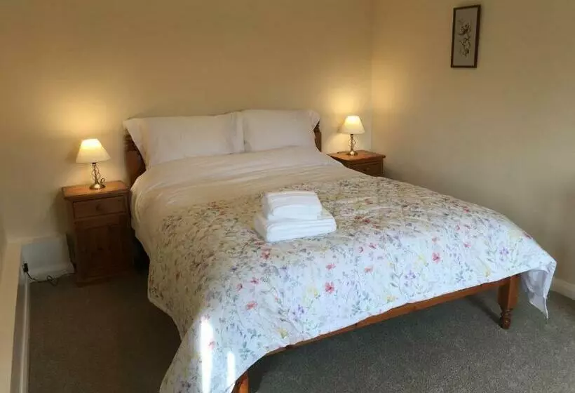 Aamiaismajoitus (B&B) Wood Farm Kerdiston