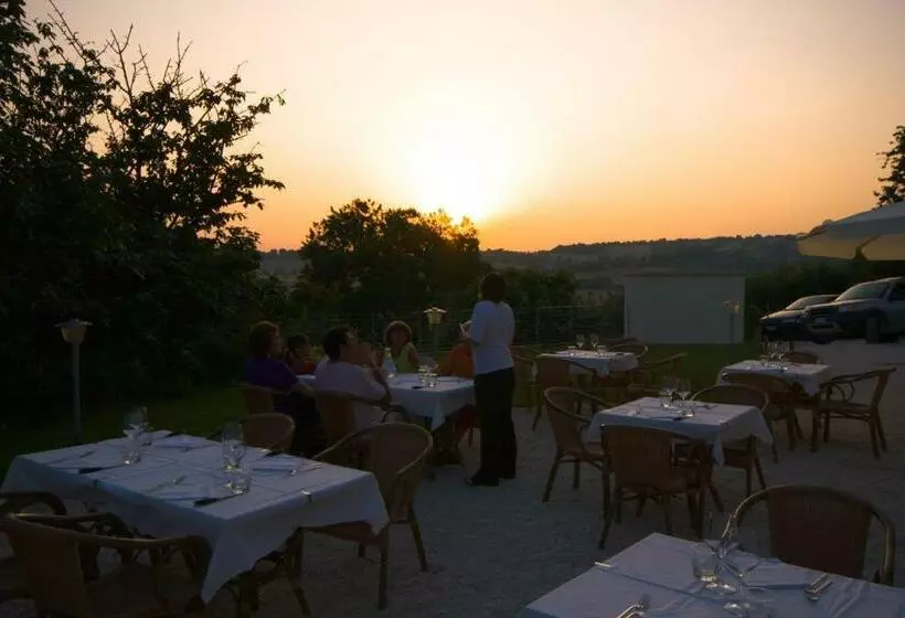 ホテル Agriturismo Casa Rossi Di Paolo Rossi