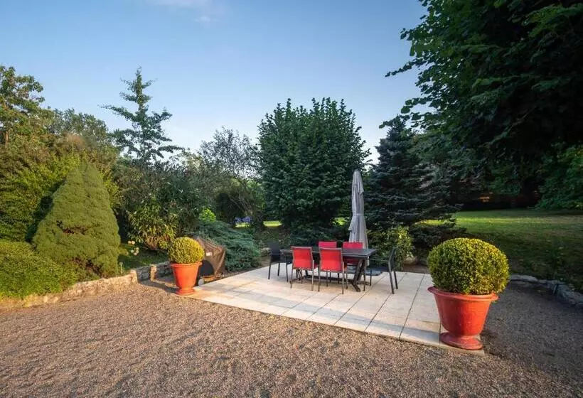 Aamiaismajoitus (B&B) Le Clos De La Rousselière B And B