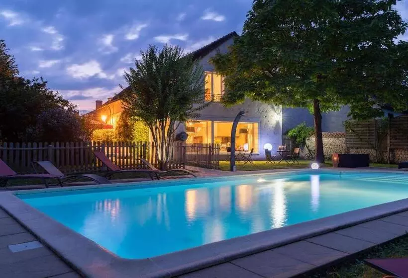 Aamiaismajoitus (B&B) Le Clos De La Rousselière B And B