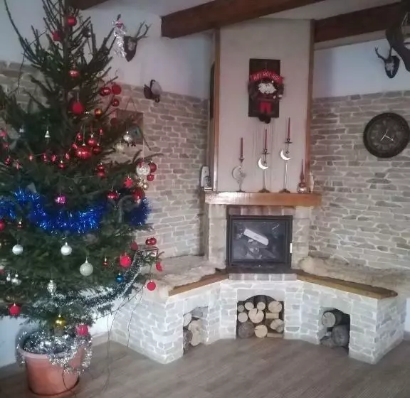 Majatalo Casa Cristalul Muntilor