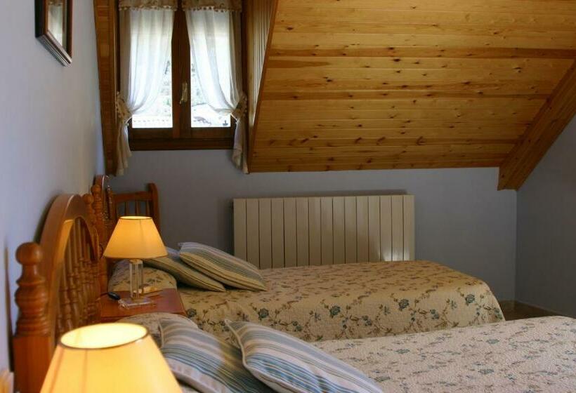 ペンション Casa Raspa