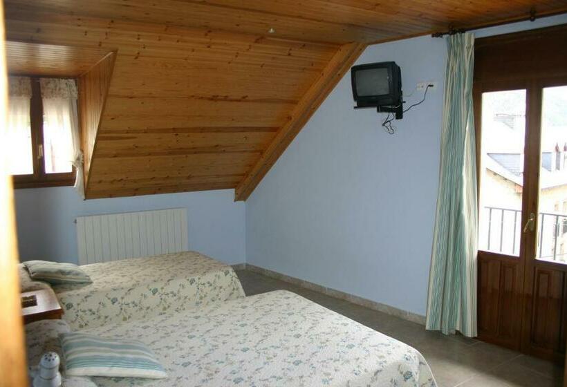 ペンション Casa Raspa