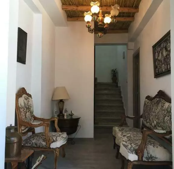 Majatalo Xenios Guesthouse