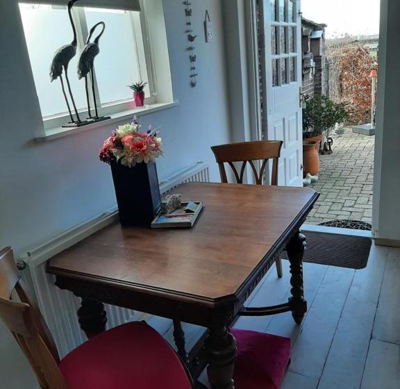 مبيت وإفطار Bed En Boterham