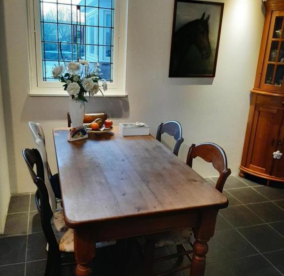 مبيت وإفطار Bed En Boterham