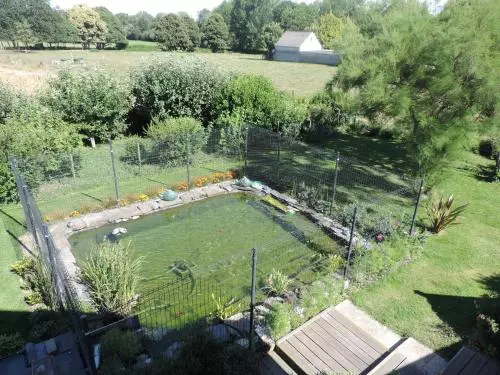 Aamiaismajoitus (B&B) Les Chambres Des Badious