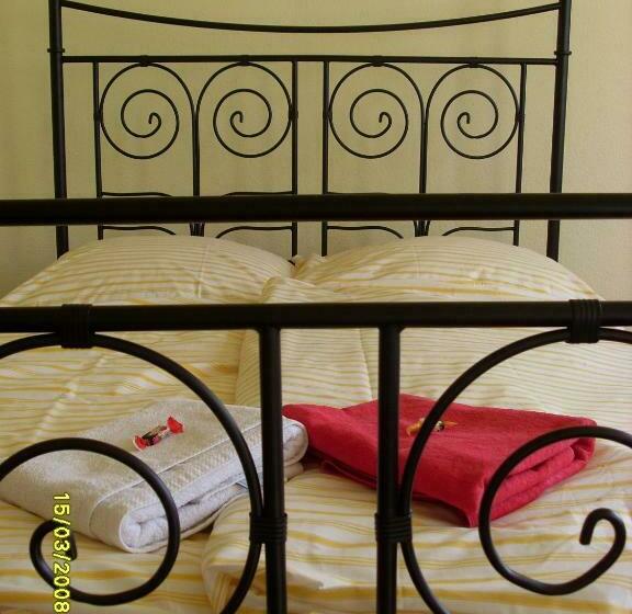 مبيت وإفطار Pension Behnisch