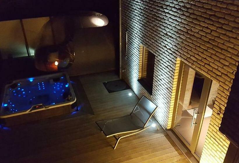 تختخواب و صبحانه Pepinsphair