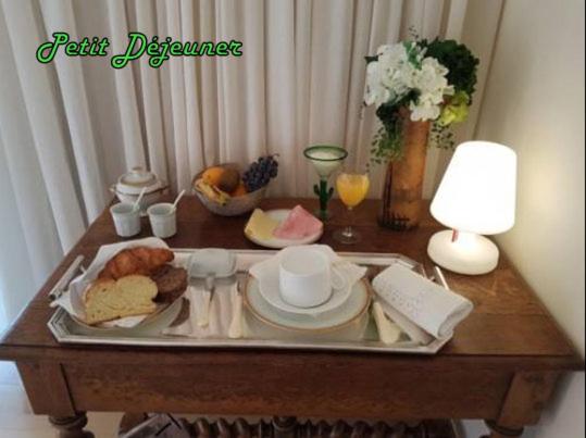 צימר Le Fortuny 3 Suites, 2 Apparts, 1 Chambre Proche Tram Ligne Aéroport Et Parking Gratuit