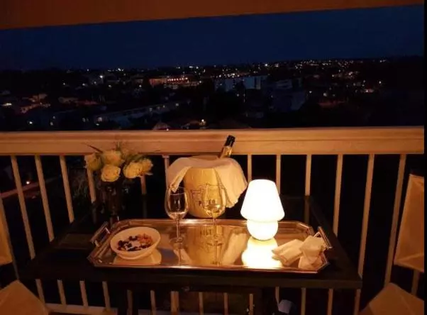 Aamiaismajoitus (B&B) Le Fortuny   3 Suites, 2 Apparts, 1 Chambre   Proche Tram Ligne Aéroport Et Parking Gratuit