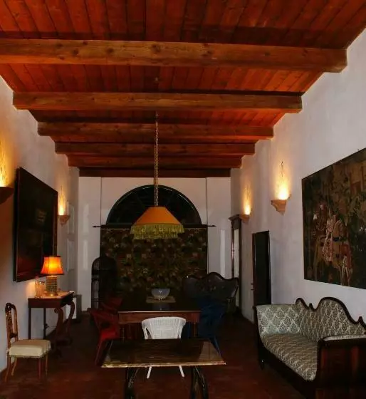 ホテル Agriturismo La Torre