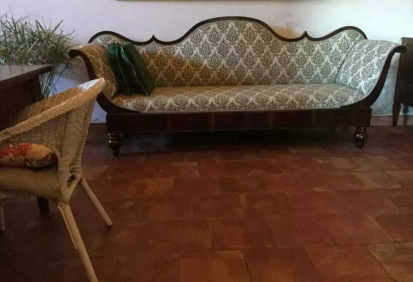 ホテル Agriturismo La Torre