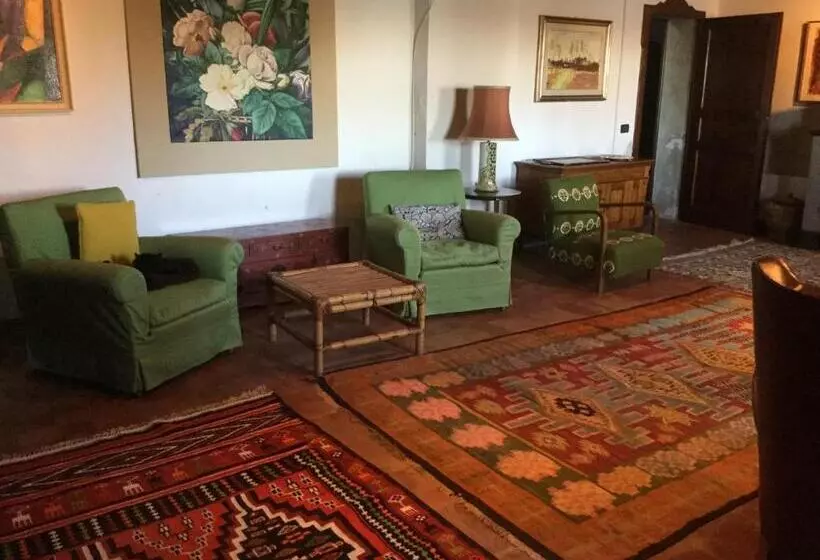 ホテル Agriturismo La Torre
