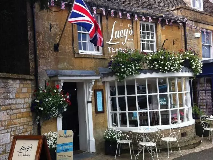 Aamiaismajoitus (B&B) Lucy S Tearoom