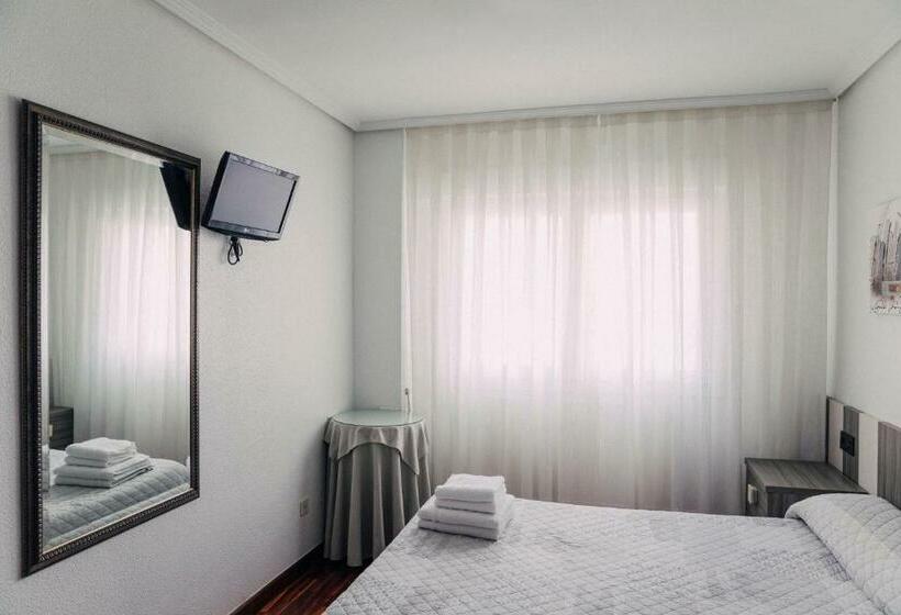 Pensión Amaia H Vi 00348