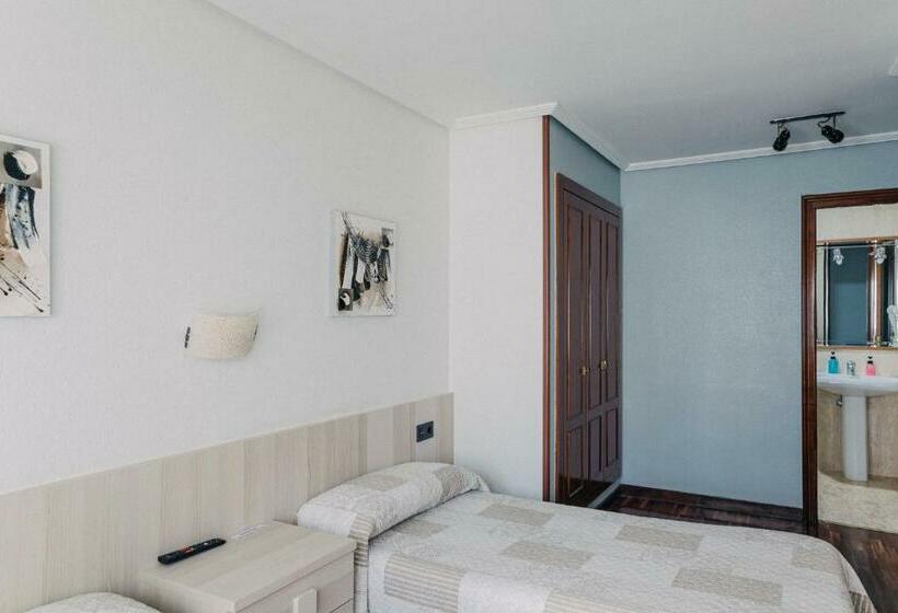 Pensión Amaia H Vi 00348