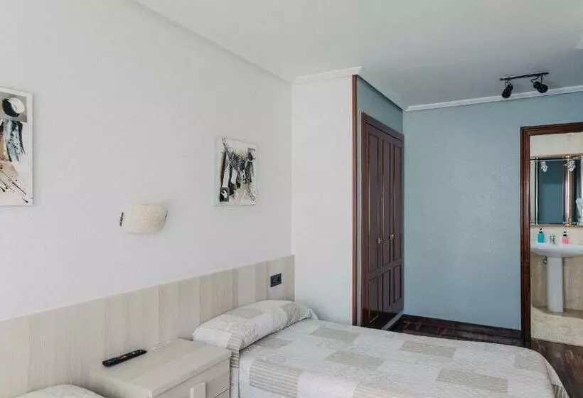 Pensión Amaia H Vi 00348