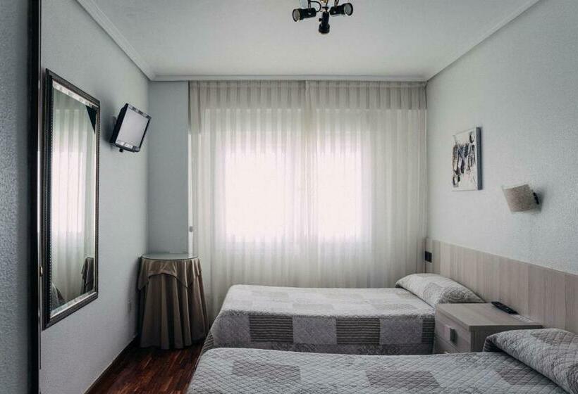 Pensión Amaia H Vi 00348