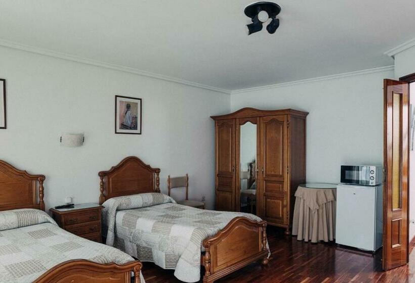 Pensión Amaia H Vi 00348