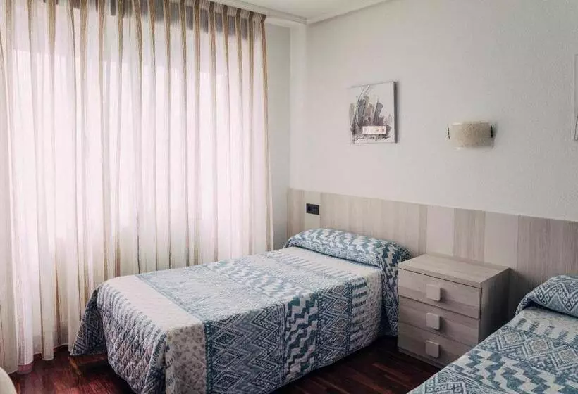 Pensión Amaia H Vi 00348