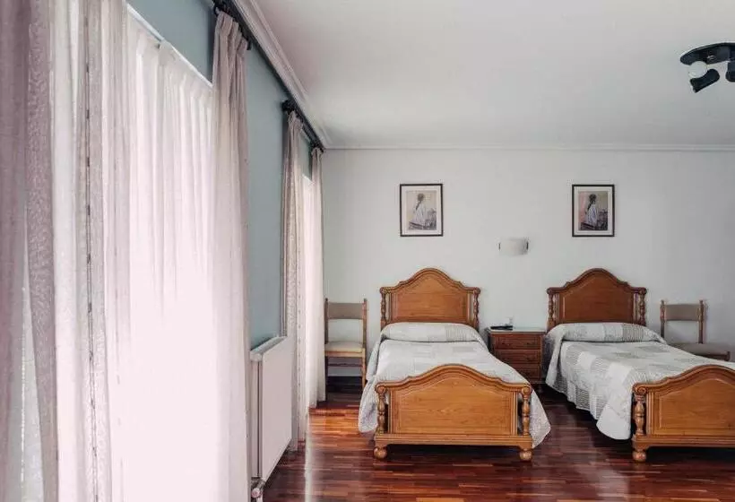 Pensión Amaia H Vi 00348