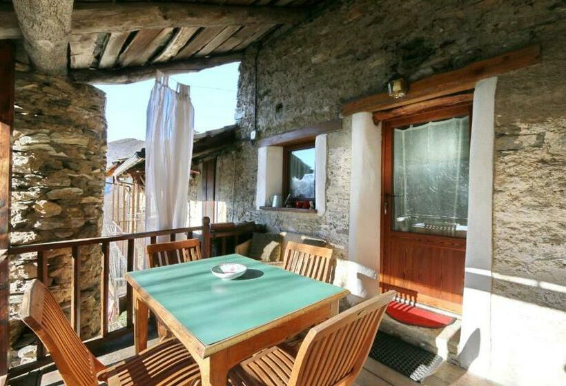 Пансион Monolocale Gemma Locanda Codirosso