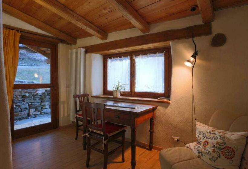 Пансион Monolocale Gemma Locanda Codirosso