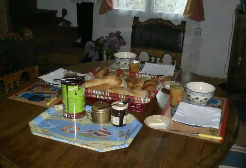 ベッドアンドブレックファースト La Sirène