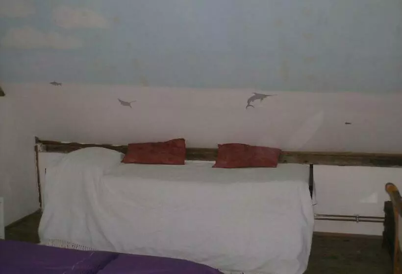 ベッドアンドブレックファースト La Sirène