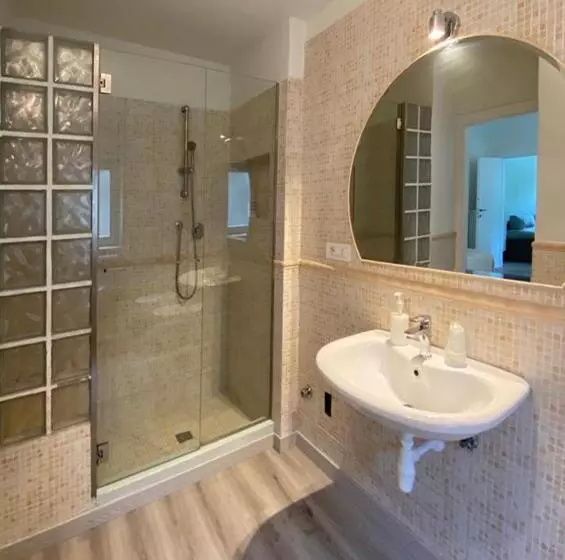 Aamiaismajoitus (B&B) Novecento Charming Room