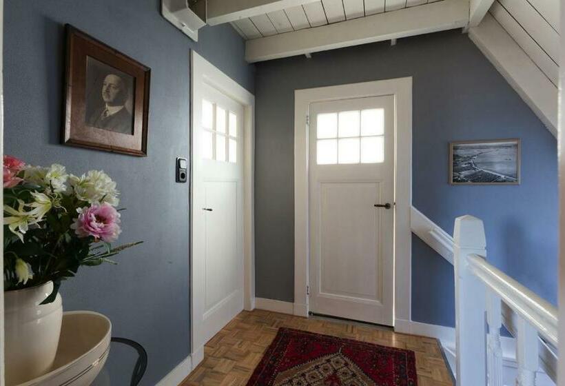 Bed And Breakfast Raapop