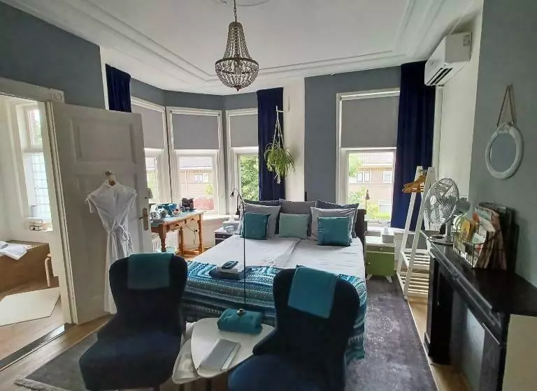 Bed And Breakfast Raapop