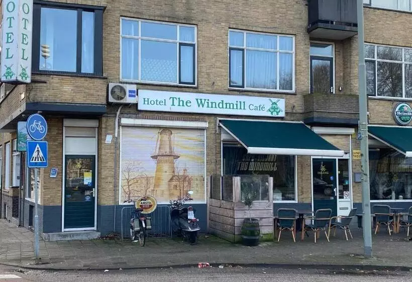 Hotelli Cafe The Windmill