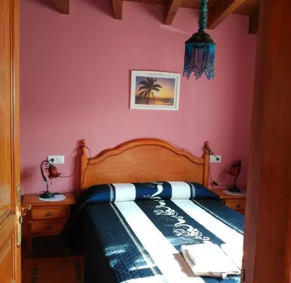 هتل Casa Rural Casa Azul