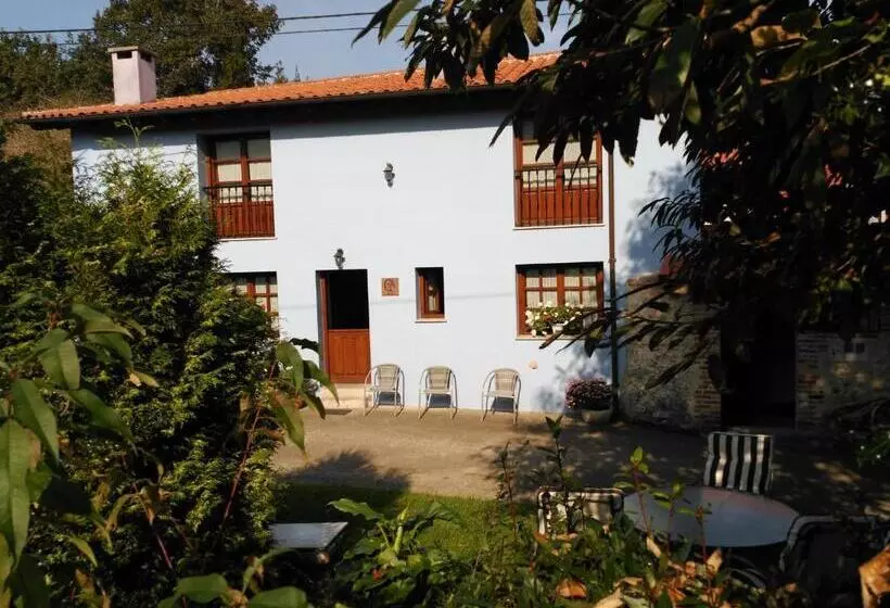 هتل Casa Rural Casa Azul