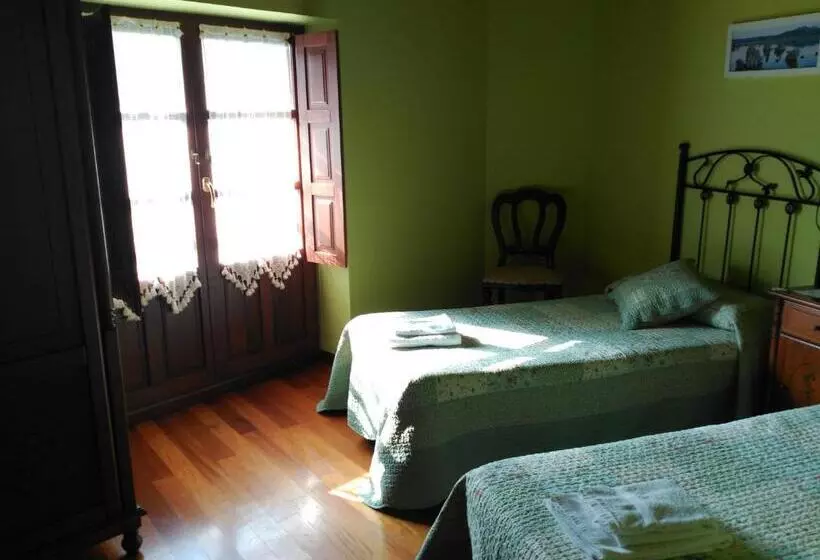 هتل Casa Rural Casa Azul