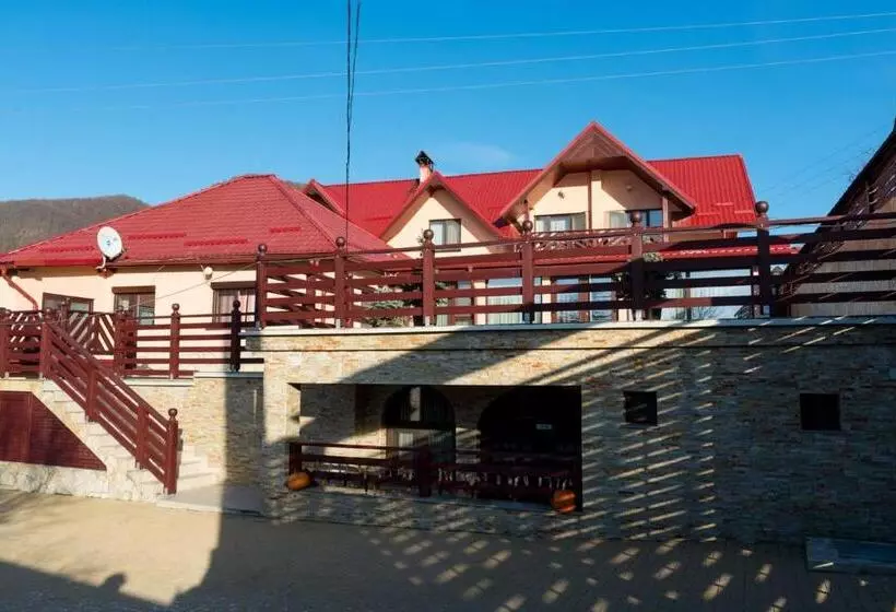 Hotelli Pridvorul Haiducilor