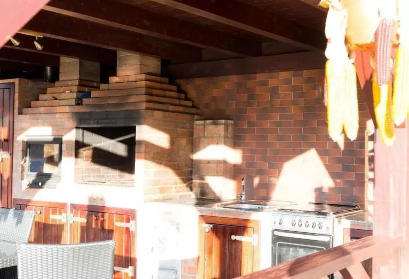 Hotelli Pridvorul Haiducilor