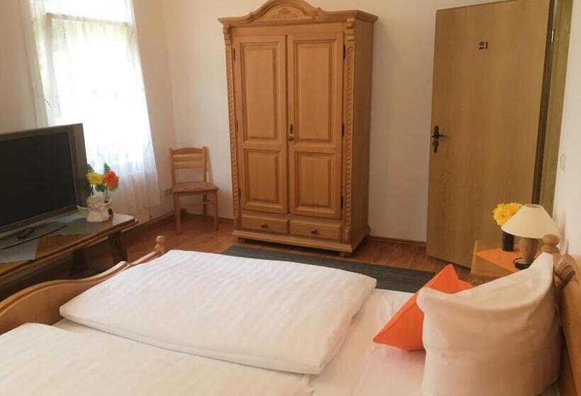 بنسيون Hopfengrund