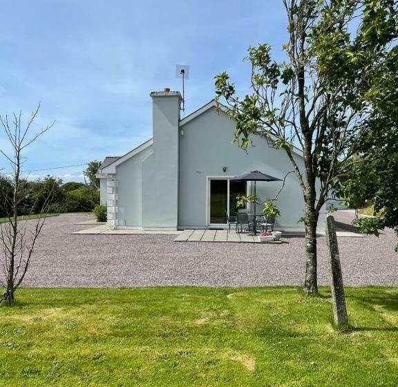 بنسيون Rose Cottage